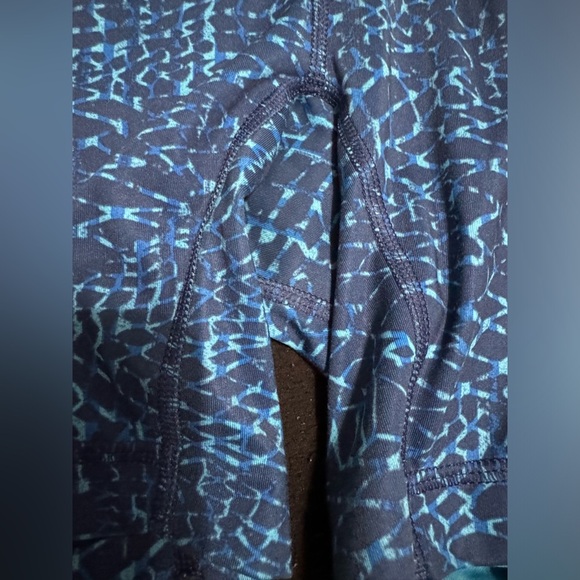 Lululemon athletica Speed Track Short Samba Snake Kayak Blue Hero Blue - Picture 4 of 8